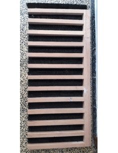 EXPOSITOR MADERA DE PARED PARA 96 CAÑAS DE PESCAR