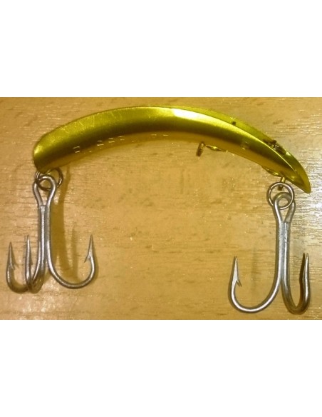 famós Russleure long cast