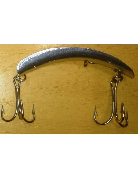 famous Russelure long cast